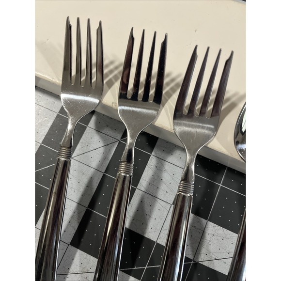 Pfaltzgraff Kenilworth (4) Teaspoons (3) Salad Forks Stainless Flatware - Picture 5 of 9